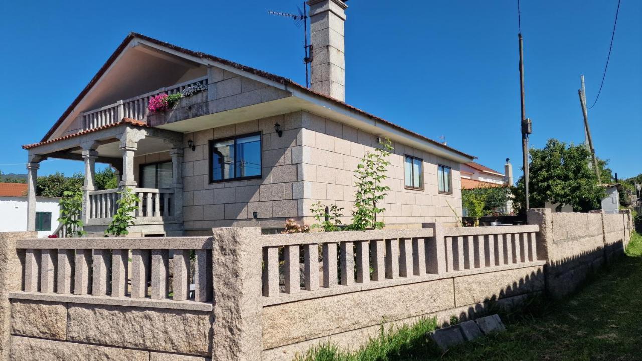Casa Celia Camino Portugues Apartment Tui Bagian luar foto